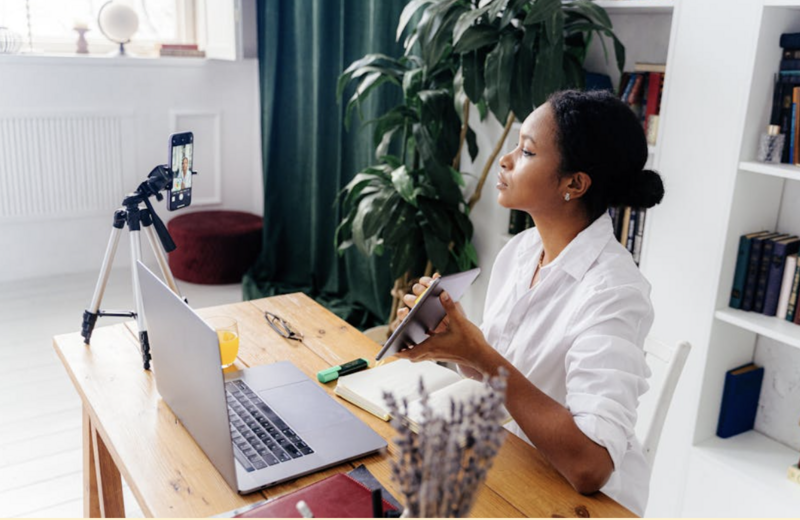 個人品牌飽和怎麼辦？TES 顧問技能培訓教你：從自媒體到顧問式職涯的下一步