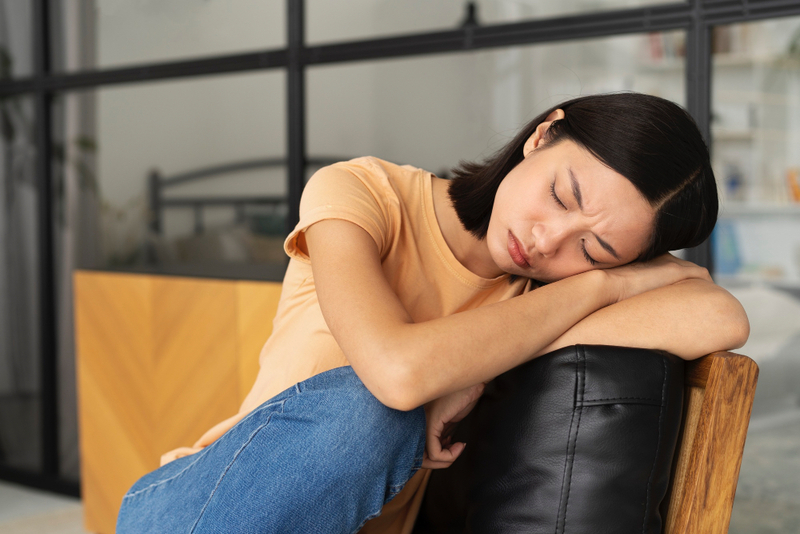 2026 病假可以請幾天?病假扣薪、全勤?請病假影響考績?勞基法病假規定一次看!