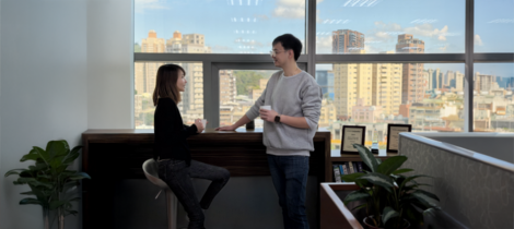 在專業中生活，在生活中專業