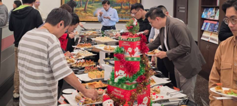 我們重視生活與工作平衡，聖誕節party是員工最愛的活動之一。